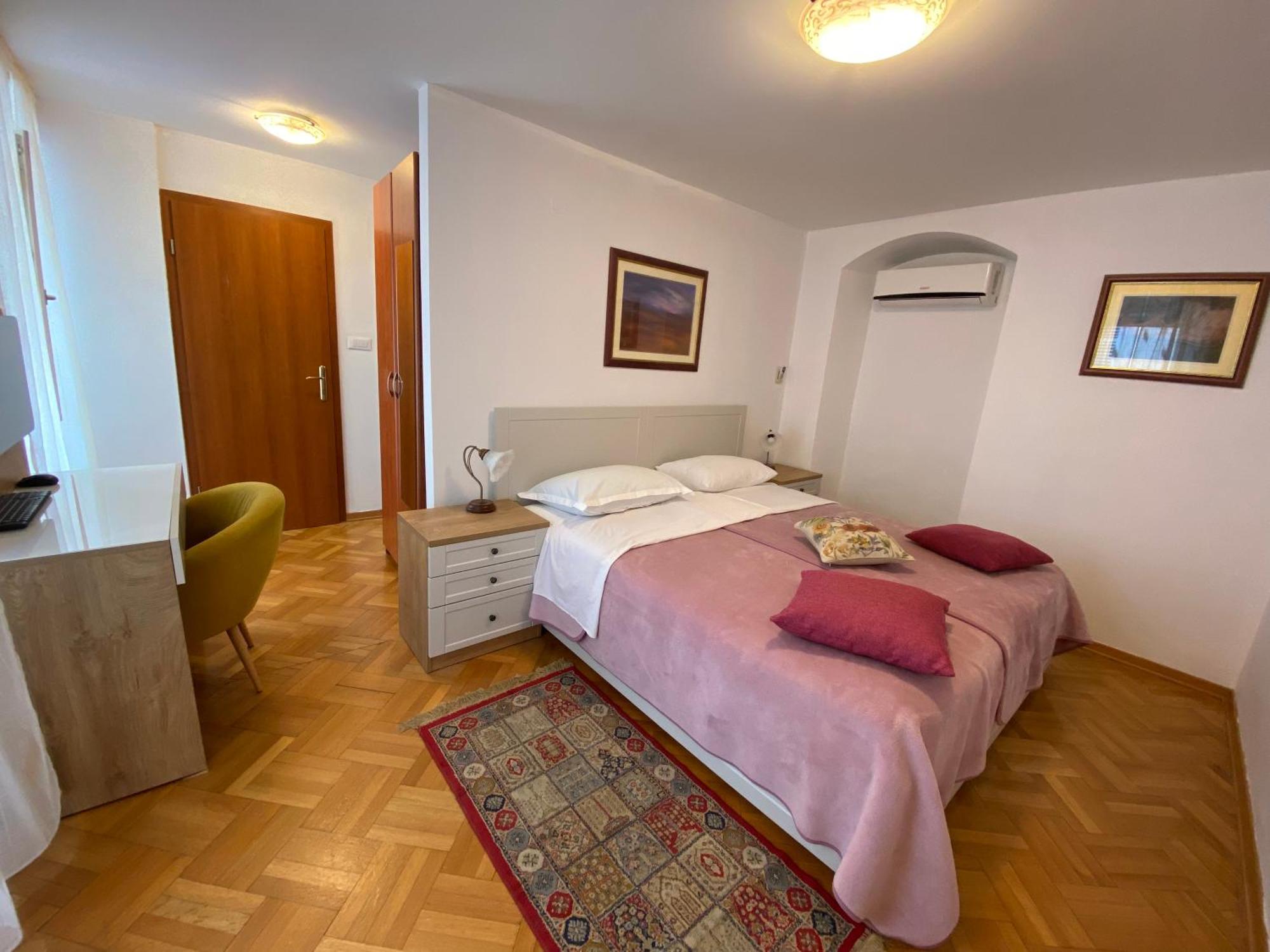 Rooms Base سبليت المظهر الخارجي الصورة
