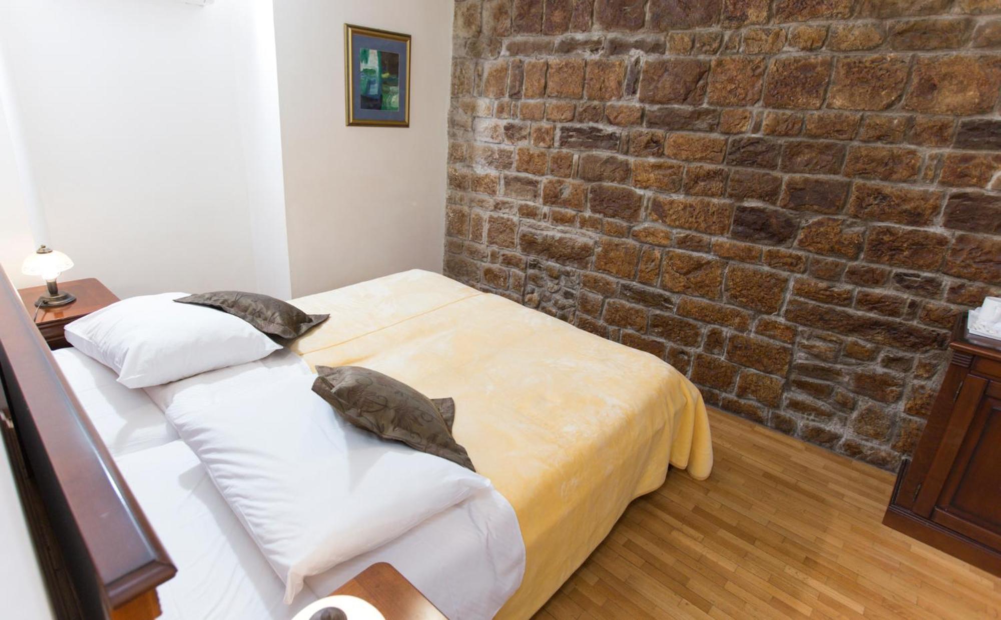 Rooms Base سبليت المظهر الخارجي الصورة